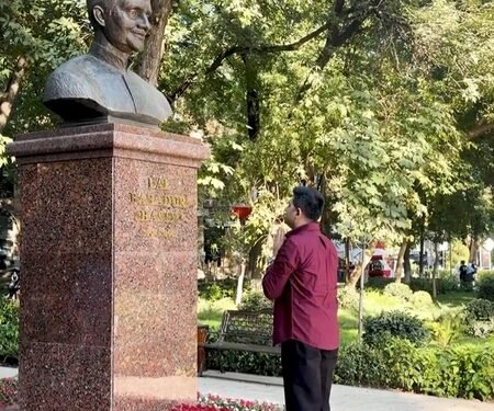 Rajya Sabha MP Raghav Chadha pays tribute at Shastri Memorial in Tashkent