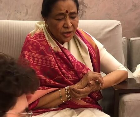 Nitin Mukesh remembers Asha Bhosle with a throwback clip of her singing ‘Tu Tu Hai Wahi’