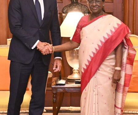 Prince Rahim Aga Khan V calls on President Murmu