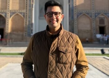 Parineeti Chopra showers love on hubby Raghav Chadha as he shares highlights from Uzbekistan visit