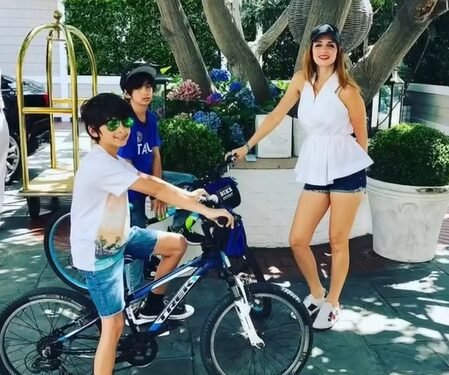 Sussanne Khan says her relationship with Hrithik Roshan’s mom turned more beautiful after her mother demise