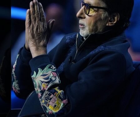 Amitabh Bachchan takes a hilarious dig at ‘misinterpretation’ of his blog
