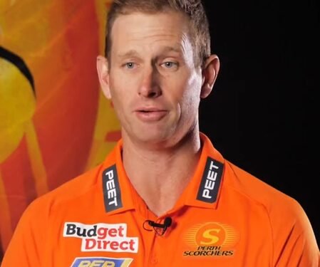 Scorchers coach Voges leans on Hussey’s IPL knowledge for unexpected Chennai surface in BBL opener