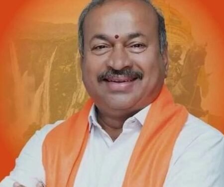 Karnataka BJP MLA objects to singing only two stanzas of Vande Mataram at Kasturirangan meeting