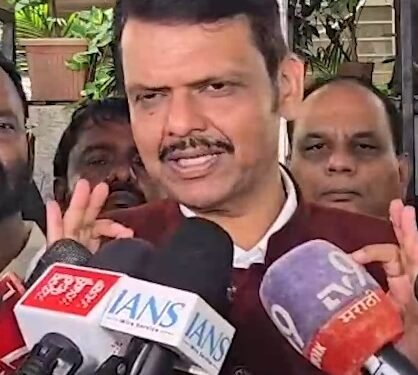 Cashew-almond row erupts at Maha drought meet, Fadnavis calls for sensitivity
