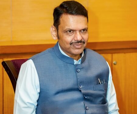Drought like situation: Govt to provide all possible assistance to farmers, says Maha CM
