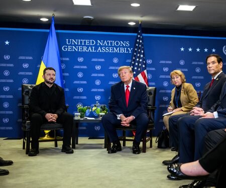 Trump, Zelensky seek ways to end war before winter
