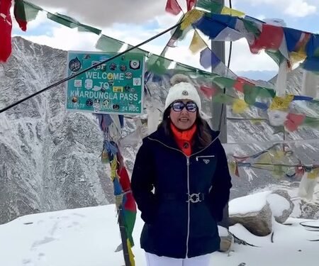 Hina Khan explores Khardung La in Ladakh, says she is ‘almost 18,000 feet above sea level’