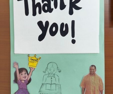 Over one lakh students get study tables, express gratitude to CM Yogi in unique ways