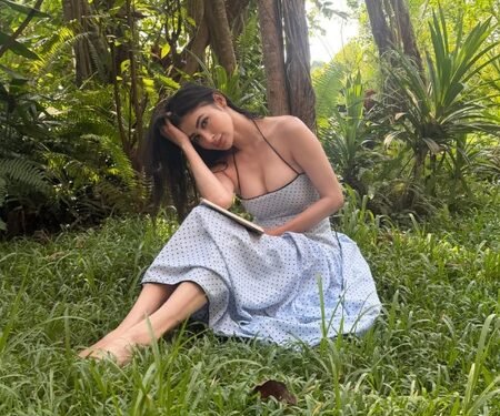 Mouni Roy calls her birthday ‘cathartic’, says ‘This year I know who’s mine’