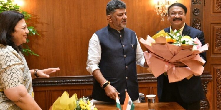 Dr.Ronald Colaco pitches coastal development task force to Karnataka CM