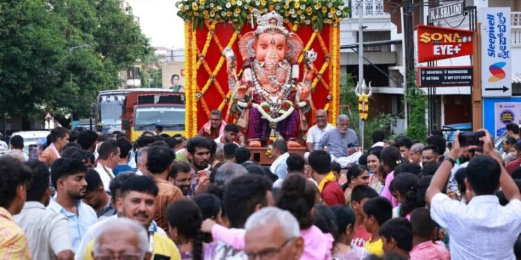 Mangaluru’s Sanghaniketan marks 79th Ganeshotsava with grand idol procession