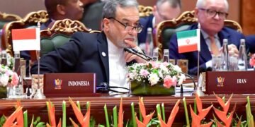 Iran’s FM says Hormuz Strait’s routes, management not to return to pre-war era