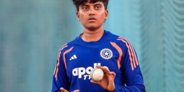 1st ODI: Charani’s four-wicket haul helps India bowl out Zimbabwe for 197
