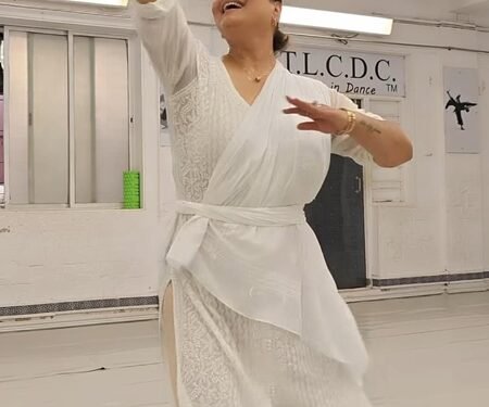 Shilpa Shirodkar returns to learning Kathak After 35 Years, recalls first learning from legendary Gopi Krishna