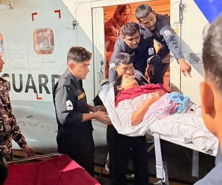 Coast Guard evacuates critically ill patient from Agatti to Kochi amid challenging weather