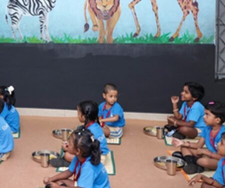 Students protest over dead rat in mid-day meal at West Champaran school
