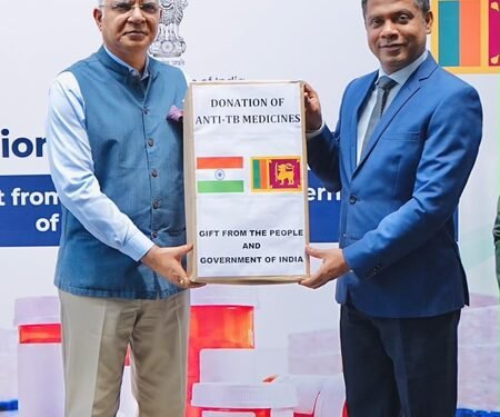India hands over three tonnes of anti-tuberculosis medicines to Sri Lanka