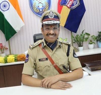 Hyderabad Commissioner urges citizens not to come out on roads to celebrate birthdays