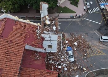 Panama declares state of emergency after powerful quake