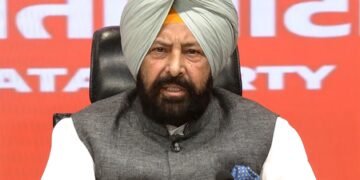 Kejriwal more concerned about bus mafia, alleges Punjab BJP chief