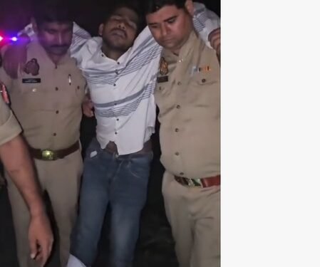 UP: Two chain snatchers arrested after encounter in Noida; stolen bike, cash recovered