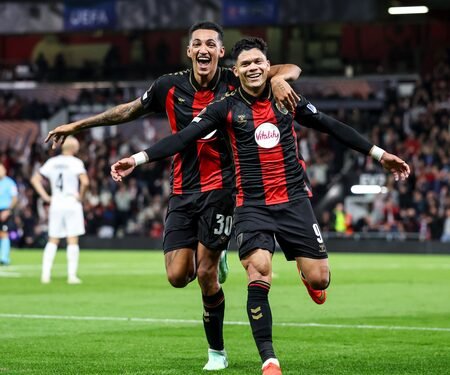 Europa League: Bournemouth rout Sturm Graz in home debut; Juventus, Sunderland bag late wins