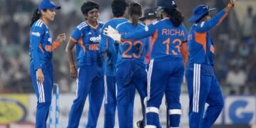 1st T20I: Nandni Sharma picks 2-11 as India restrict Zimbabwe to 114/5