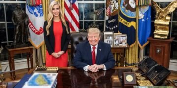 Zacharia out as White House press secretary after five days