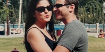 Maheep Kapoor relives her romance with Sanjay Kapoor as she wishes him on his birthday