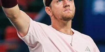 Shanghai Masters: Davidovich Fokina stuns top seed Alexander Zverev in semifinals