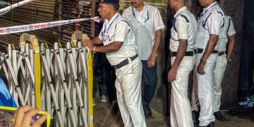 Eyewitnesses recount horror, say crowd mismanagement, sudden rain led to Kolkata stampede