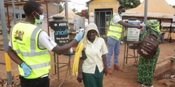 Kenya’s Ebola cases rise to eight as hospital attendant tests positive