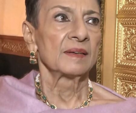 Tanuja opens up about 80 years of Durga Puja celebrations, calls it a ‘very big thing’