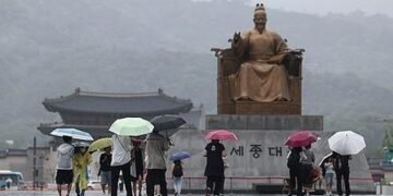 South Korea: Heavy downpours flood Seoul streets, cause damage