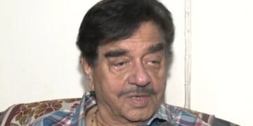 Tiger Shroff attack: Shatrughan Sinha reacts to firing incident, says actor was lucky to escape unharmed