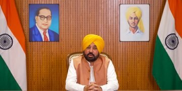 Punjab CM waits at Delhi airport for three hours, fined Rs 50,000 ‘custom fine’