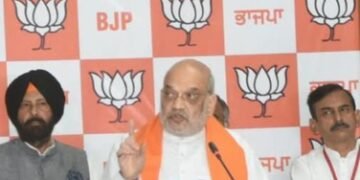 Home Minister Amit Shah burns ‘Chitta’ effigy on Vijayadashmi in Ludhiana