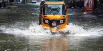 TN govt puts 8,200 personnel on alert as northeast monsoon intensifies
