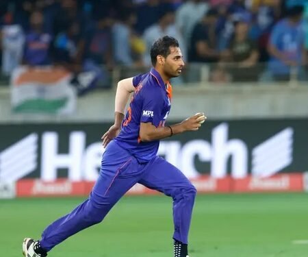 Bhuvneshwar can be ‘lethal’ in swing and seam conditions in NZ T20Is: Shane Bond