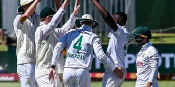 2nd Test: South Africa quicks push Australia to the brink despite Head’s unbeaten fifty