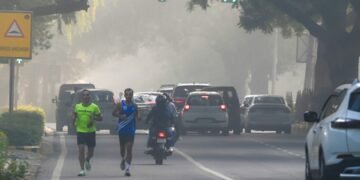 Delhi-NCR experiences morning, evening chill; air quality remains poor, GRAP-I measures enforced