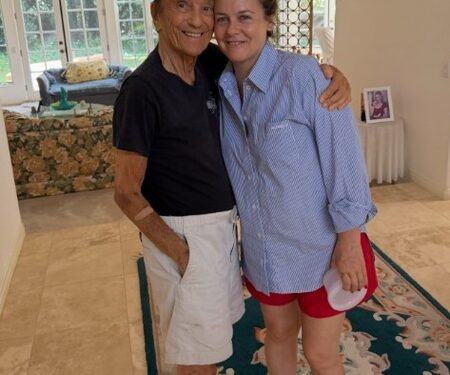 Alicia Silverstone celebrates father’s 93rd birthday, shares heartwarming moments with him