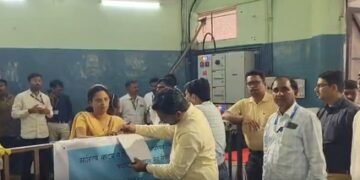Rebels, factional feuds put Mahayuti, MVA on edge in Maha Council polls