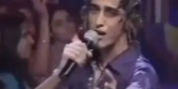 Qazi Touqeer celebrates 21 years of ‘Fame Gurukul’ victory