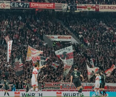 Gladbach end losing streak with comeback win over Stuttgart