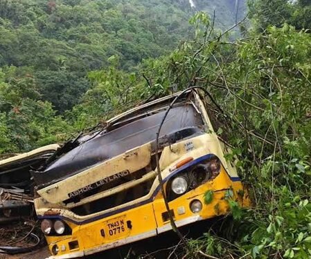 Tamil Nadu: Bus driver killed in Nilgiris landslide; 50 passengers escape after tyre puncture