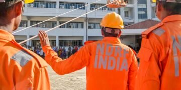 TN: Two NDRF teams sent to Ooty as landslides disrupt Nilgiris traffic