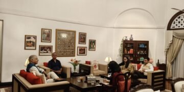 Indian envoy meets Sri Lanka’s Agriculture minister, inaugurates India-backed Model Village in Galle