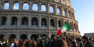 Protests sweep Italian cities, clashes reported